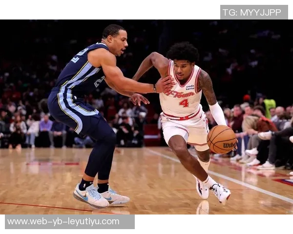 布克赞杰伦格林潜力无限称其进攻风格极具侵略性